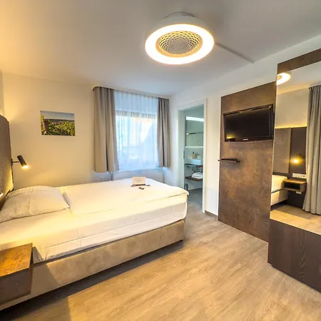 Hotel Restaurant Lamm Hebsack 3*